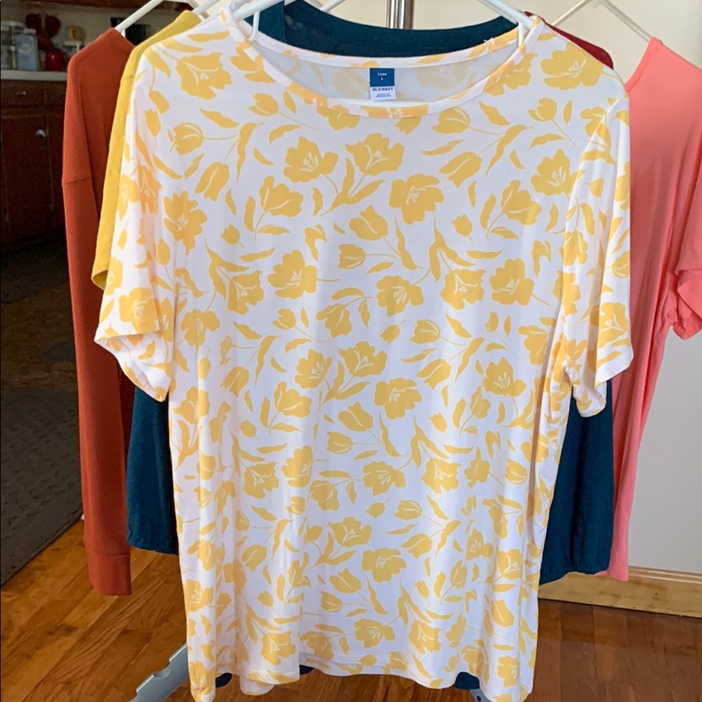 Old Navy Yellow Floral Print T-Shirt